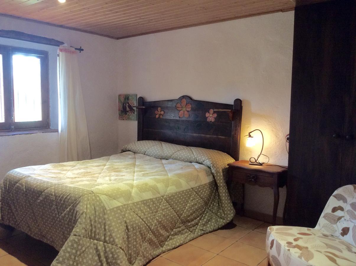 Casa Rural Con Piscina Y Vistas Al Valle - Cal Pallares Argestues Esterno foto